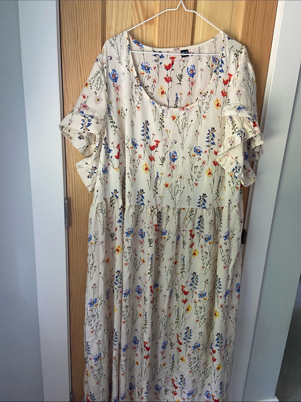 Cream Floral Maxi Dress with Ruffle Sleeves